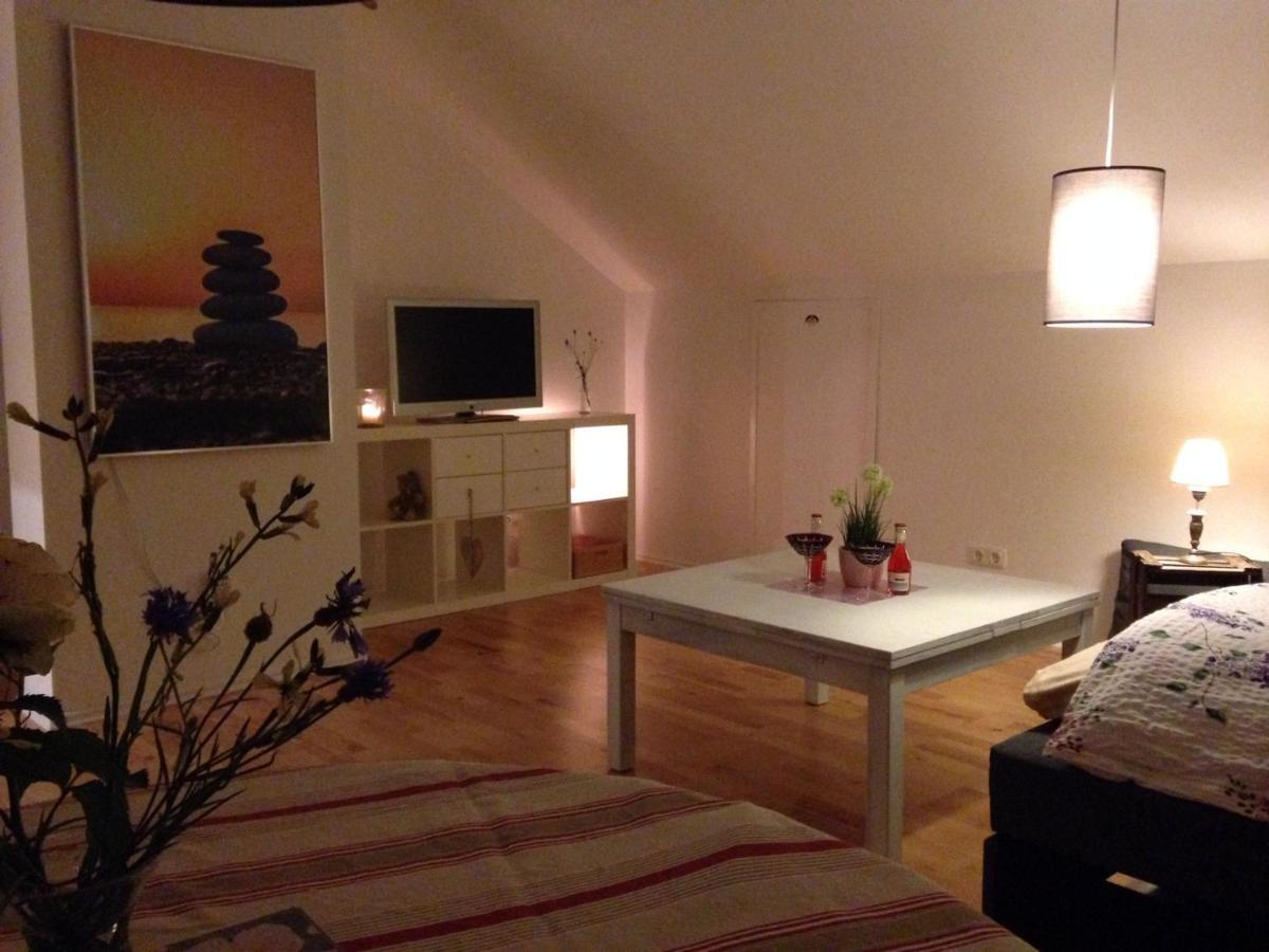 Gemütliche, großzügige Ferienwohnung Salzhausen Exterior foto