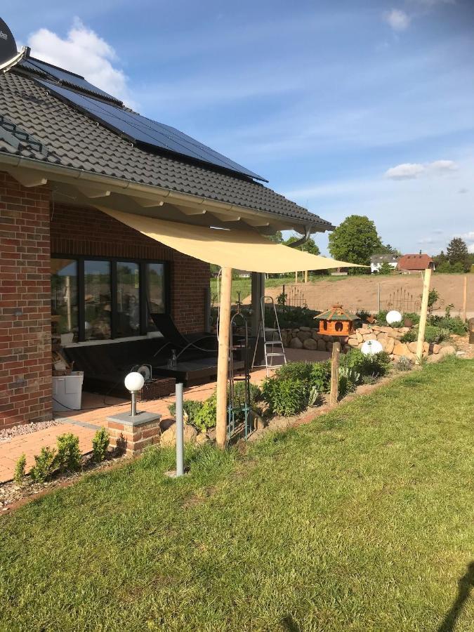 Gemütliche, großzügige Ferienwohnung Salzhausen Exterior foto